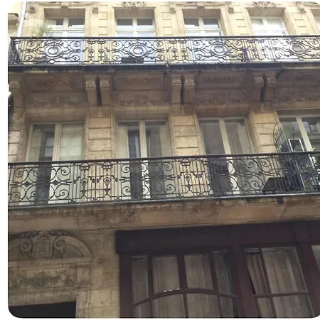 Cosy Hyper Centre De Apartment *